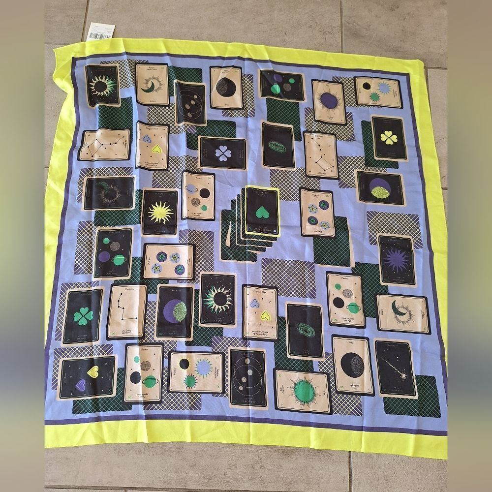 limited edition scarf 100% silm 34*34